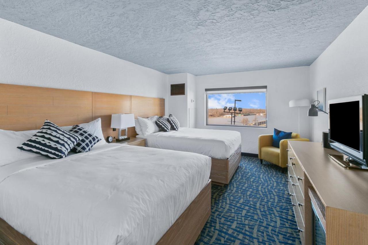 Mulberry, A Wyndham