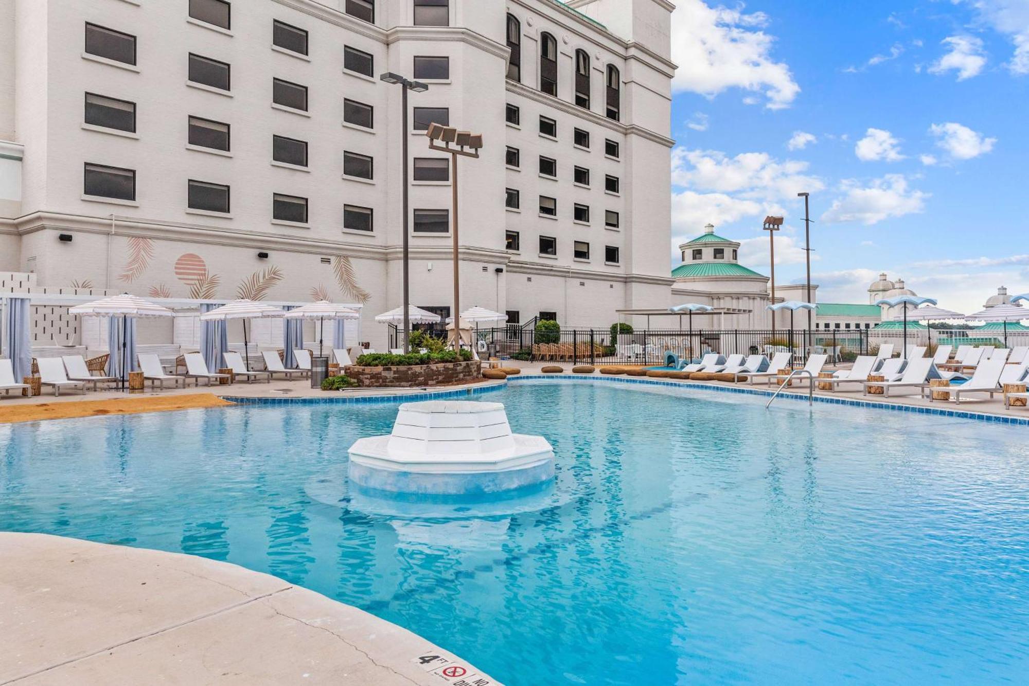 Mulberry, A Wyndham Hotel 3*